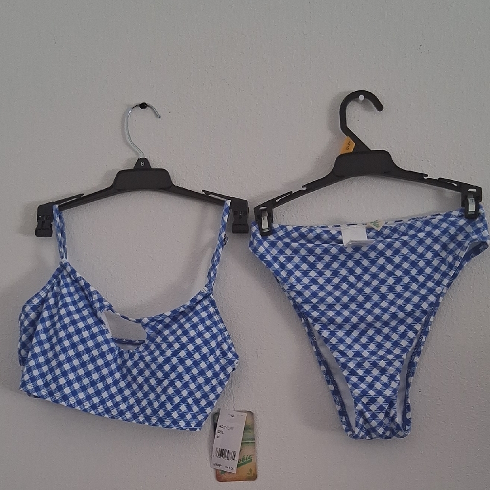 Beautiful Blue & WHITE HOBIE set sz M